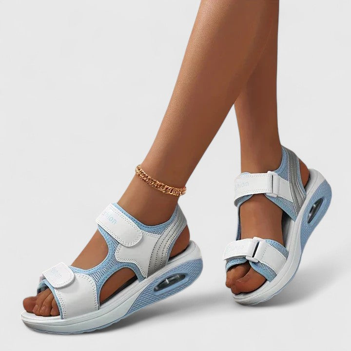 あかり | 軽量快適サンダル