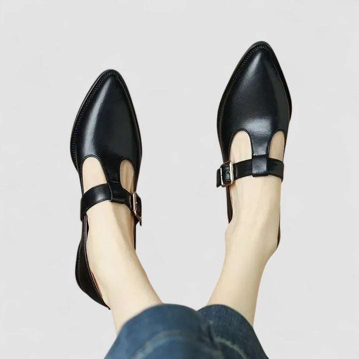 結衣 | エレガントストラップパンプス